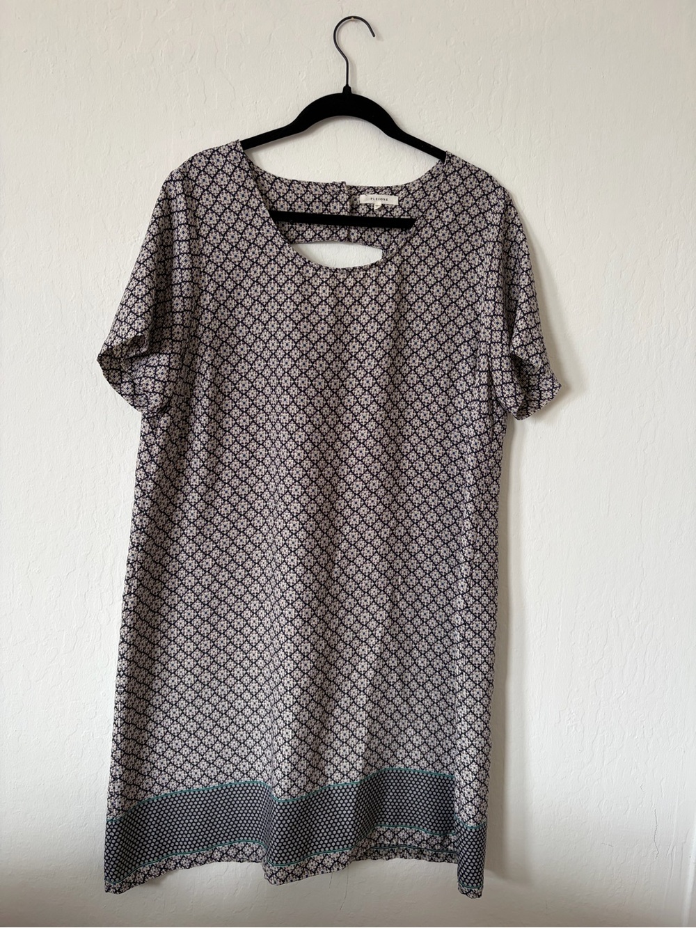 Pleione Short Sleeve Lightweight Patterned Shift Dress